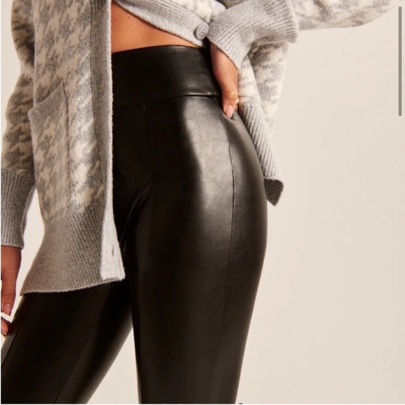 Abercrombie &‎ Fitch Vegan Faux Leather Stretch Zip-Ankle Leggings Pants … - Picture 5 of 13